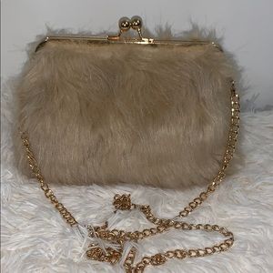 OLIVA MILLER ‘’ all over fur shoulder bag